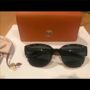 Tory Burch Cat Eye Sunglasses